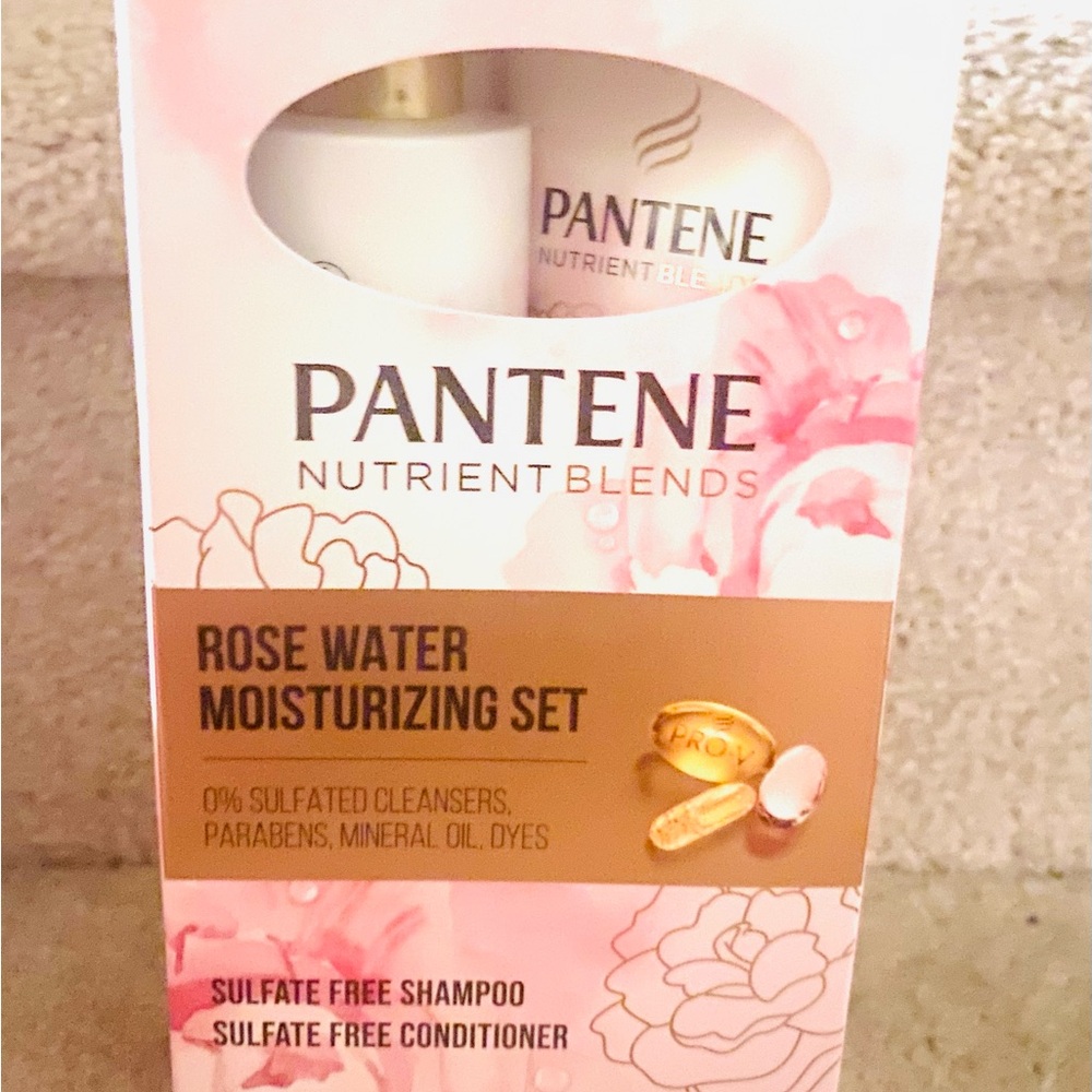 Pantene Rose Water Moisturizing Set